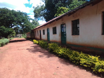 Ulamba Primary School empty and closed